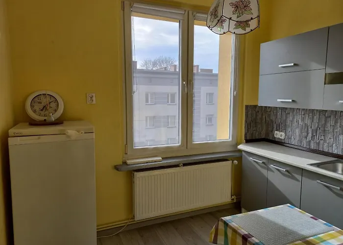 Mieszkanie Obok Sadu 아파트